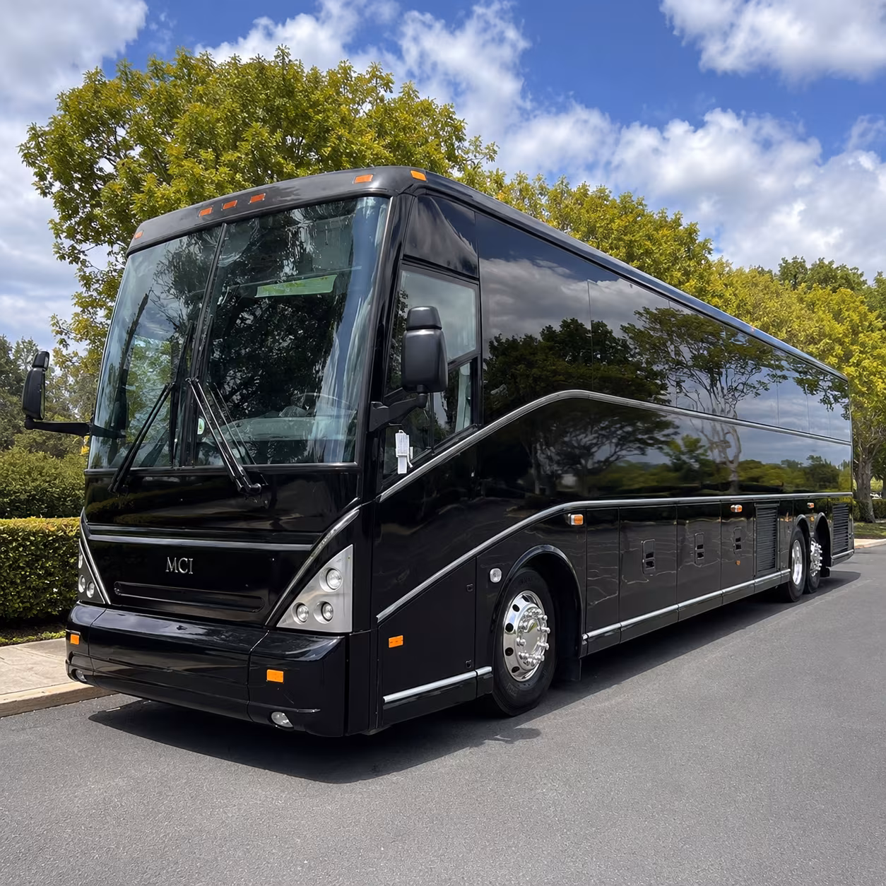 convention center shuttles that keep your attendees on schedule